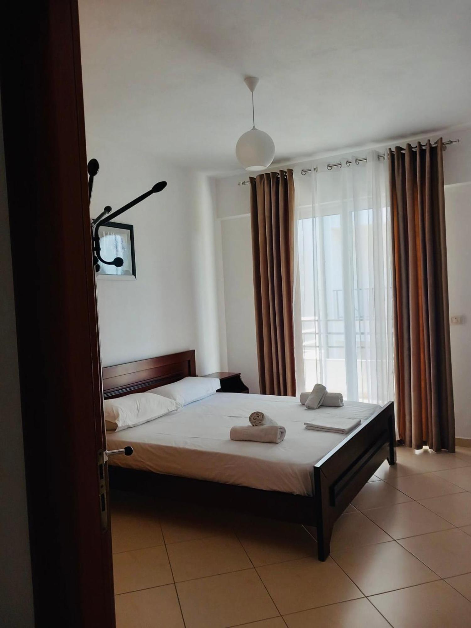 Caldera Vista Apartaments Sarande Ngoại thất bức ảnh